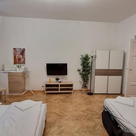 Apartment Krakovska 20 Prag Exterior foto